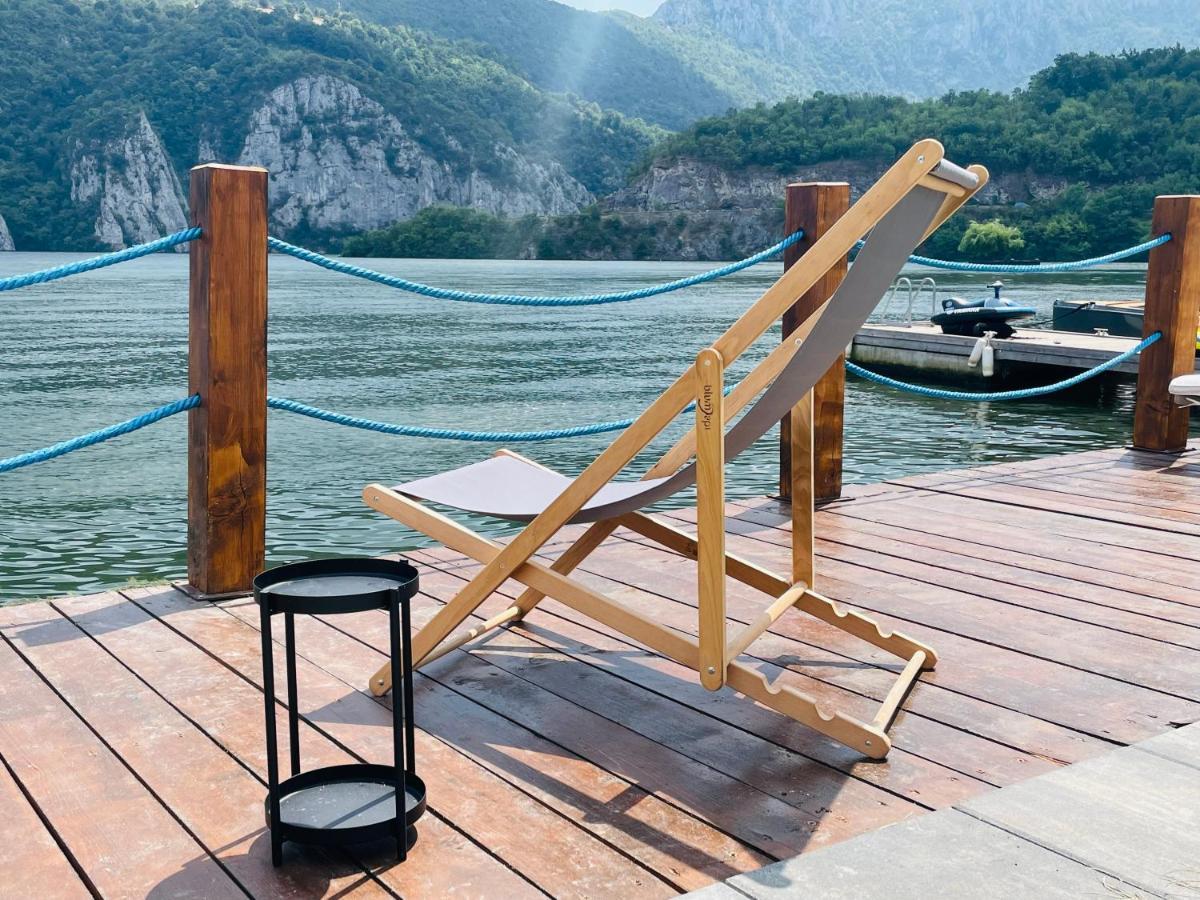 Serenity Ieşelniţa Exterior foto
